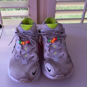 Women’s Size 9.5 Nike renew Running Shoes